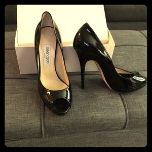 Jimmy Choo Peep Toe Patent Pump sz 40 (9.5/10)